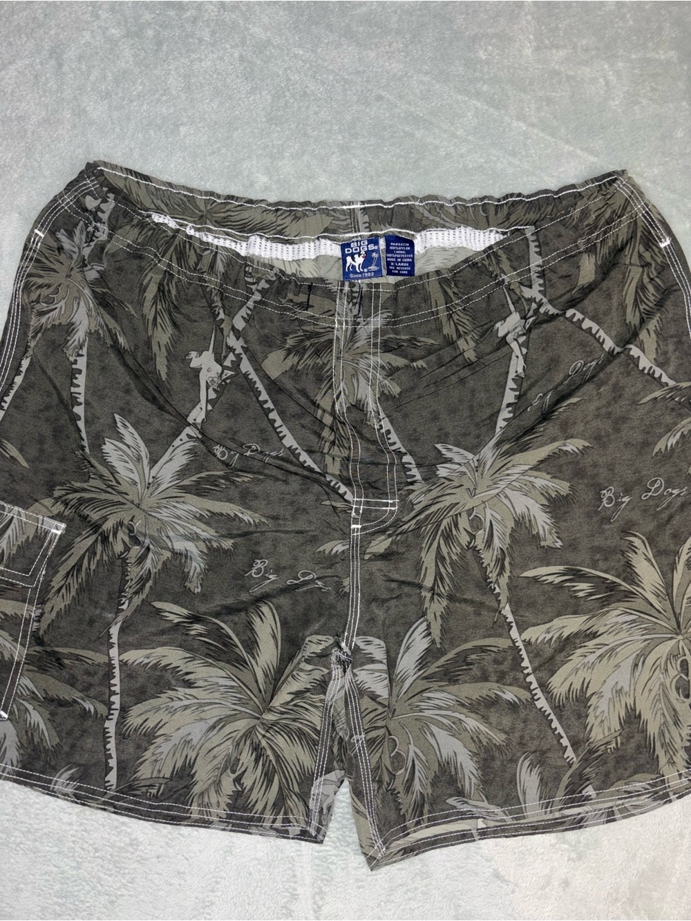 Men’s Big Dogs Shorts size XL